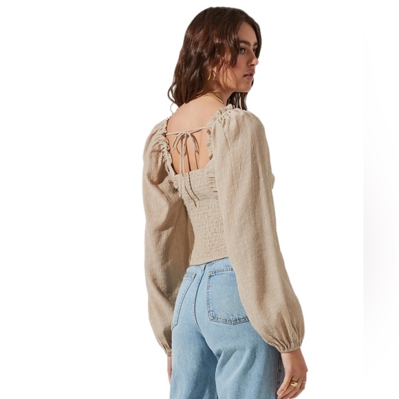 ASTR Taupe Swiss Dot Puff Sleeve Top - Picture 3 of 11